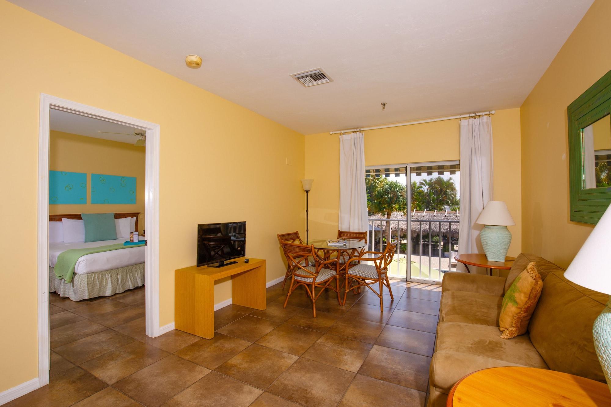 Naples Garden Inn Εξωτερικό φωτογραφία