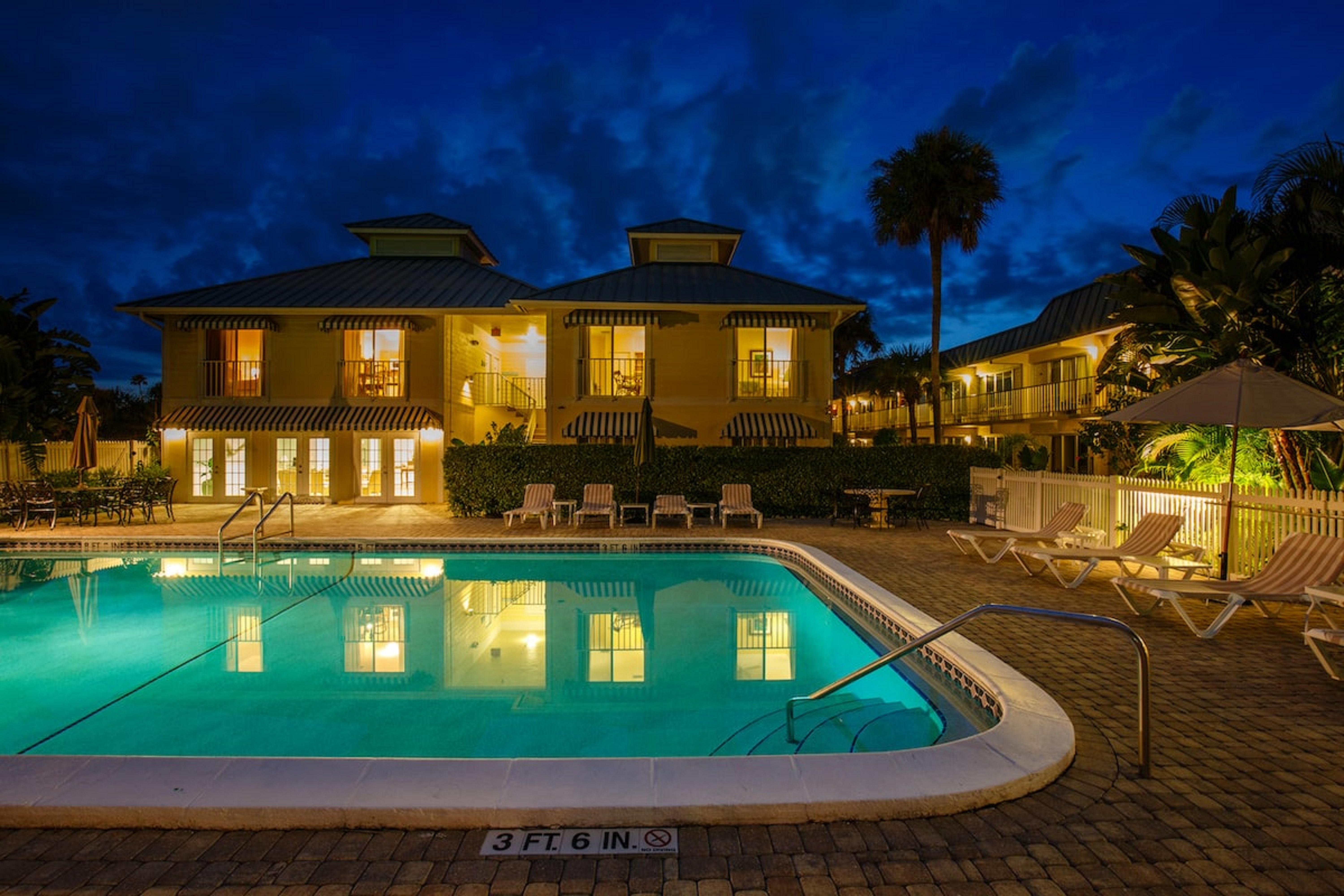 Naples Garden Inn Εξωτερικό φωτογραφία