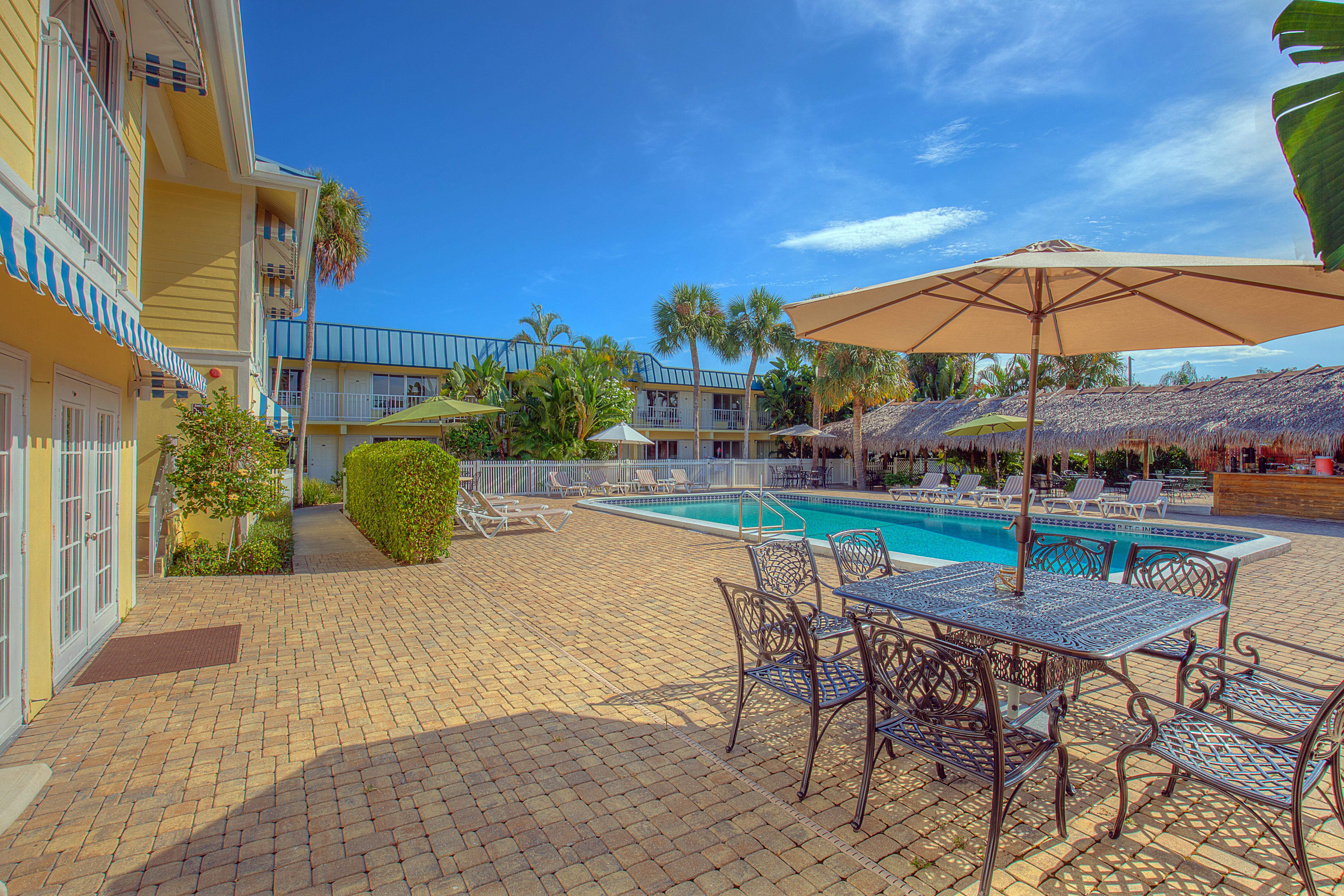Naples Garden Inn Εξωτερικό φωτογραφία