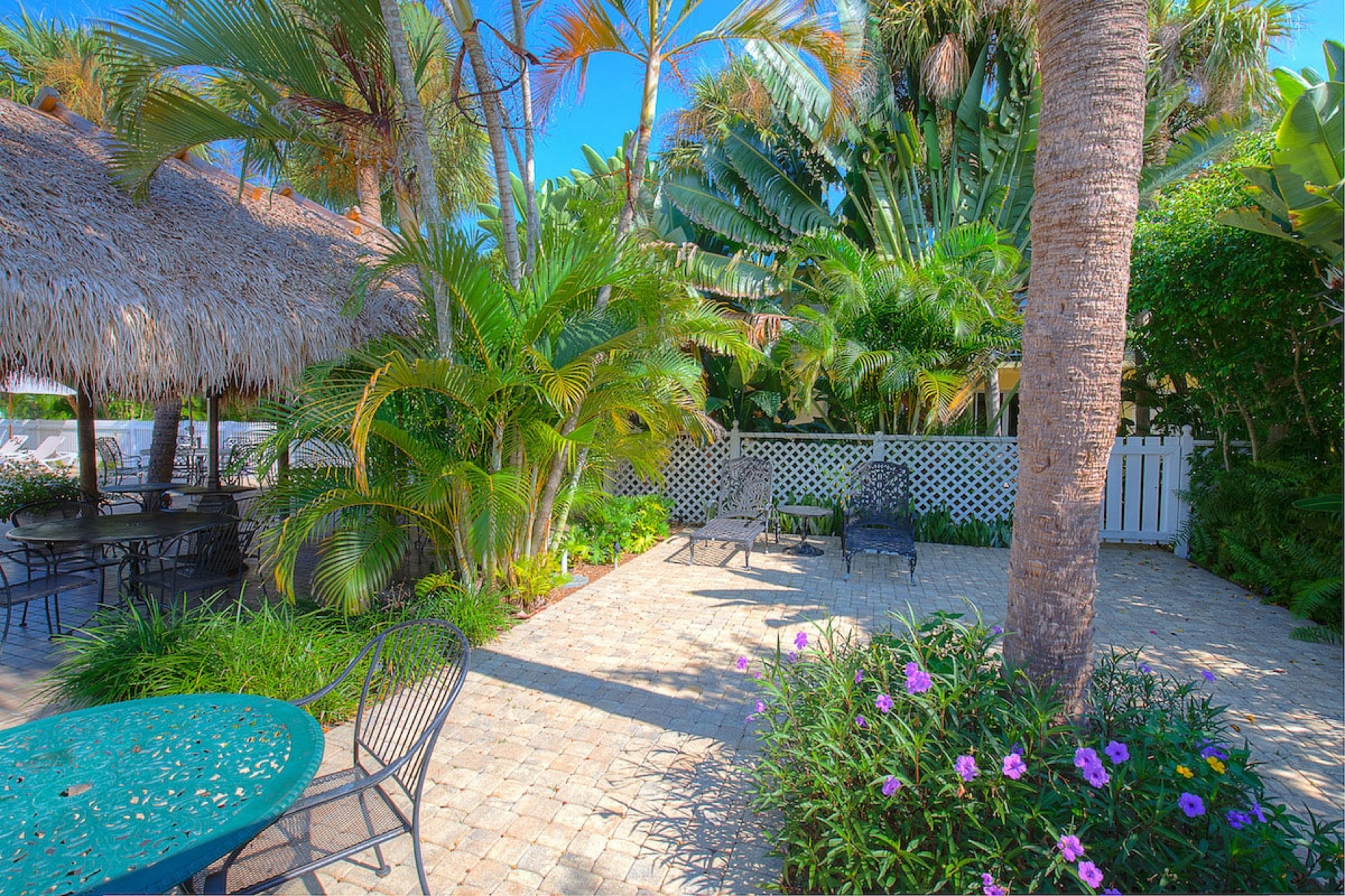 Naples Garden Inn Εξωτερικό φωτογραφία